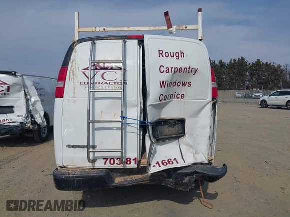 2017 Chevrolet Express Cargo z VIN 1GCZGHFG5H1349912, wystawiony jako IAAI lot #41638800 z przebiegiem 126 262 mil mil oraz . Historia ofert i sprzedaży dostępna na DreamBid. Obrazek 16.