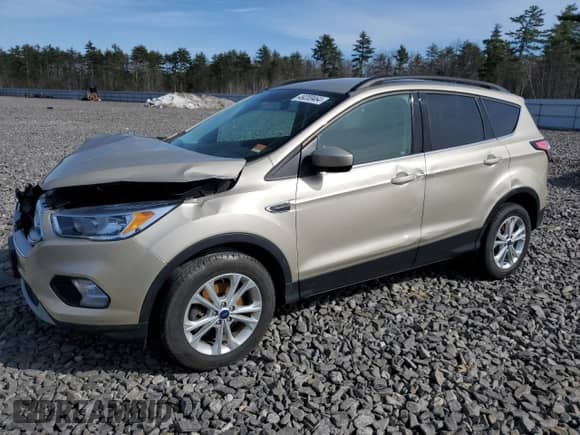 2018 Ford Escape SE with VIN 1FMCU9GD3JUC50465, listed as a Copart auction lot 49200464 with 63,689 mi miles and Salvage title. Bid and sale history available at DreamBid. Image 1.