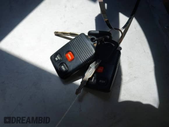 1999 Ford Econoline Cargo Recreational with VIN 1FDRE14L5XHA44845, listed as a IAAI auction lot 42945226 with Not provided miles and . Bid and sale history available at DreamBid. Image 11.