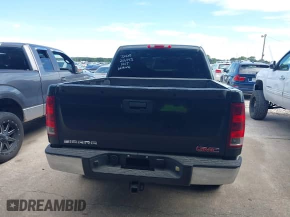 2009 GMC Sierra 1500 SL с VIN 3GTEC13C99G266943, выставлен на аукционе IAAI как лот 42833370 с пробегом 178 573 миль миль и . История ставок и продаж доступна на DreamBid. Изображение 16.