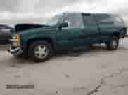 1997 Chevrolet Silverado 1500 with VIN 1GCEC19W1VE157394, listed as a Copart auction lot 44196375 with 232,327 mi miles and Salvage title. Bid and sale history available at DreamBid. Image 1.