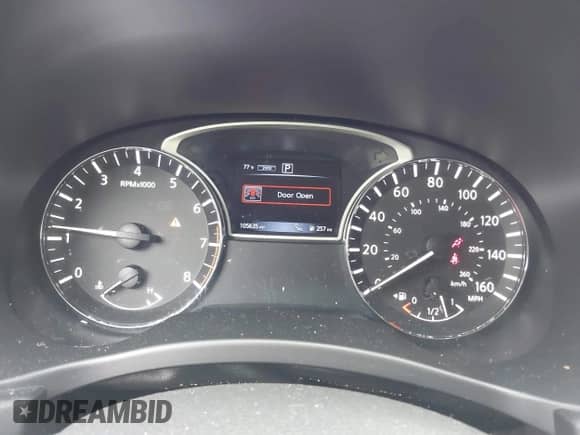 2017 Nissan Pathfinder SL with VIN 5N1DR2MM3HC674181, listed as a IAAI auction lot 42346929 with 105,635 mi miles and . Bid and sale history available at DreamBid. Image 7.