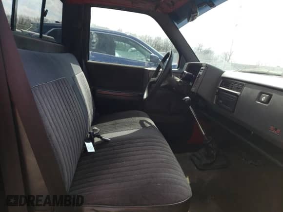 1989 Chevrolet S-10 EL с VIN 1GCBS14E1K2244679, выставлен на аукционе Copart как лот 49047405 с пробегом 133 095 миль миль и Списание • Salvage title. История ставок и продаж доступна на DreamBid. Изображение 10.