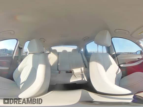 2020 Hyundai Sonata Blue с VIN KMHL24JJ9LA015953, выставлен на аукционе Copart как лот 46681105 с пробегом 99 582 миль миль и Списание • Salvage title. История ставок и продаж доступна на DreamBid. Изображение 13.