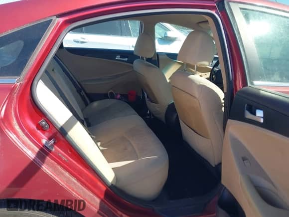 2013 Hyundai Sonata GLS z VIN 5NPEB4AC4DH633870, wystawiony jako IAAI lot #43503493 z przebiegiem 151 858 mil mil oraz . Historia ofert i sprzedaży dostępna na DreamBid. Obrazek 8.