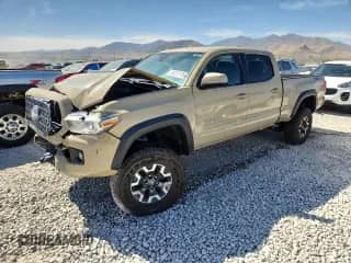 2018 Toyota Tacoma SR5 with VIN 3TMDZ5BN0JM053762, listed as a Copart auction lot 81224705 with 101,238 mi miles and Salvage title. Bid and sale history available at DreamBid. Image 1.