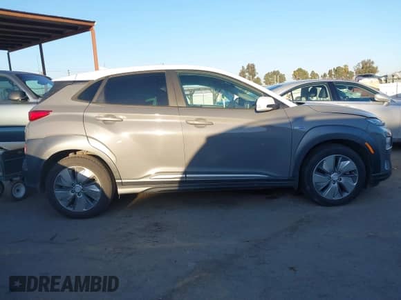2020 Hyundai Kona SEL с VIN KM8K23AG0LU073071, выставлен на аукционе IAAI как лот 41285249 с пробегом 39 724 миль миль и . История ставок и продаж доступна на DreamBid. Изображение 13.