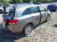 2017 Kia Sorento LX with VIN 5XYPGDA51HG309381, listed as a IAAI auction lot 43051430 with Not provided miles and . Bid and sale history available at DreamBid. Image 4.