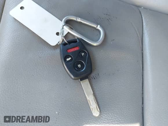 2010 Honda Pilot Touring с VIN 5FNYF4H90AB003639, выставлен на аукционе IAAI как лот 42935064 с пробегом 215 394 миль миль и . История ставок и продаж доступна на DreamBid. Изображение 11.