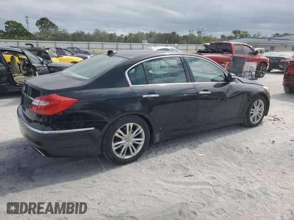 2012 Hyundai Genesis 3.8L z VIN KMHGC4DD3CU170260, wystawiony jako Copart lot #76818564 z przebiegiem 169 361 mil mil oraz Szkoda całkowita • Salvage title. Historia ofert i sprzedaży dostępna na DreamBid. Obrazek 3.