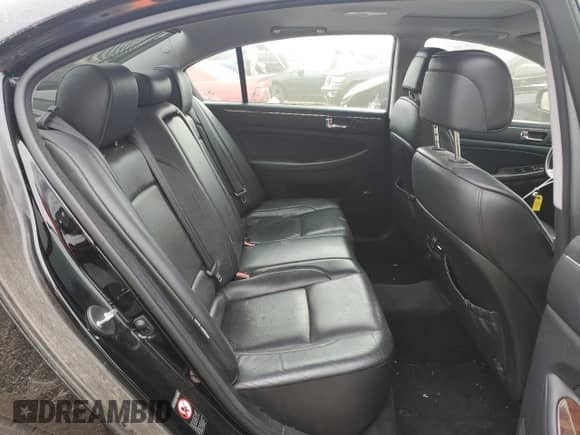 2009 Hyundai Genesis z VIN KMHGC46F69U051965, wystawiony jako Copart lot #75108944 z przebiegiem 191 701 mil mil oraz Czysty tytuł • Clean title. Historia ofert i sprzedaży dostępna na DreamBid. Obrazek 10.