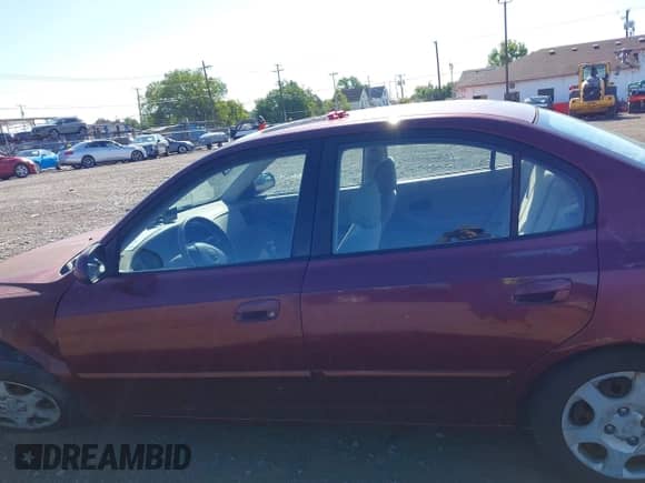 2001 Hyundai Elantra GLS с VIN KMHDN45D91U123095, выставлен на аукционе IAAI как лот 43077551 с пробегом 68 912 миль миль и . История ставок и продаж доступна на DreamBid. Изображение 14.