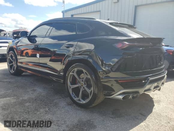 2019 Lamborghini Urus with VIN ZPBUA1ZL6KLA01875, listed as a Copart auction lot 73309444 with 67,830 mi miles and Non repairable. Bid and sale history available at DreamBid. Image 2.