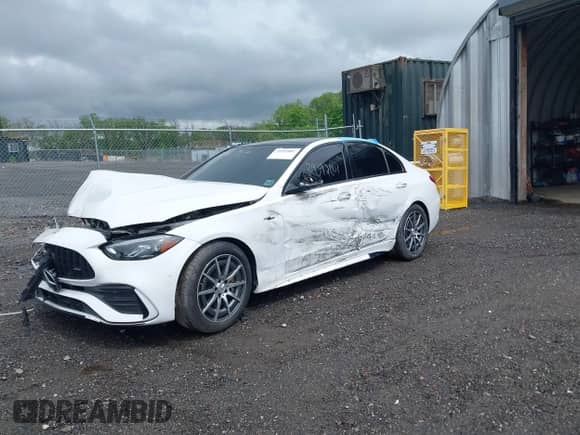2023 Mercedes-Benz C 43 AMG с VIN W1KAF8HB4PR095973, выставлен на аукционе IAAI как лот 39392007 с пробегом 10 977 миль миль и . История ставок и продаж доступна на DreamBid. Изображение 17.