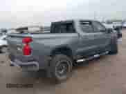 2019 Chevrolet Silverado 1500 LT z VIN 1GCUYDED5KZ147684, wystawiony jako IAAI lot #40931880 z przebiegiem Nie podano mil oraz . Historia ofert i sprzedaży dostępna na DreamBid. Obrazek 4.