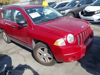 2009 Jeep Compass Sport с VIN 1J4FT47A19D189197, выставлен на аукционе IAAI как лот 43175814 с пробегом 175 267 миль миль и . История ставок и продаж доступна на DreamBid. Изображение 1.