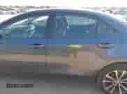2019 Toyota Corolla XLE z VIN 2T1BURHEXKC196913, wystawiony jako IAAI lot #43315989 z przebiegiem 82 791 mil mil oraz . Historia ofert i sprzedaży dostępna na DreamBid. Obrazek 15.