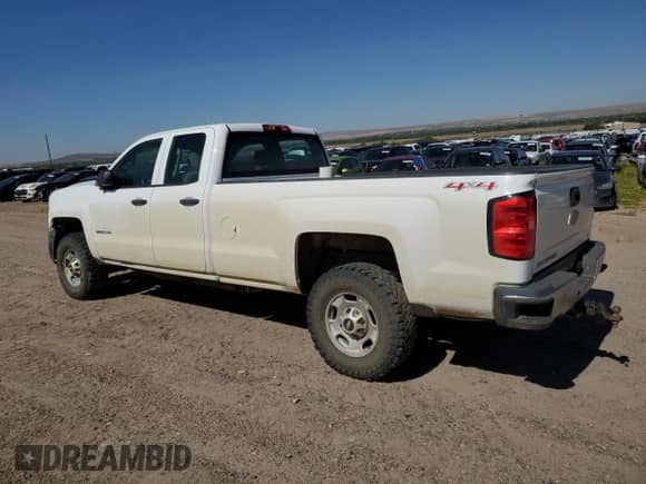 2015 Chevrolet Silverado 2500HD Work Truck z VIN 1GC2KUEG5FZ118338, wystawiony jako Copart lot #57356925 z przebiegiem 221 437 mil mil oraz Szkoda całkowita • Salvage title. Historia ofert i sprzedaży dostępna na DreamBid. Obrazek 2.