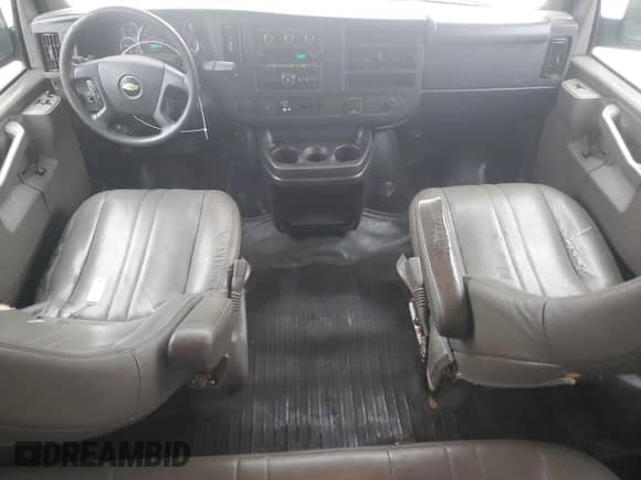 2018 Chevrolet Express Passenger LS с VIN 1GAZGNFPXJ1224997, выставлен на аукционе Copart как лот 67139625 с пробегом 345 589 миль миль и Чистый • Clean title. История ставок и продаж доступна на DreamBid. Изображение 8.