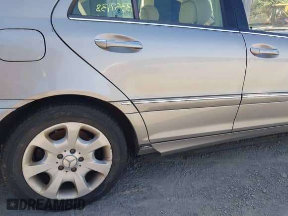 2006 Mercedes-Benz C 280 Luxury с VIN WDBRF54H36A824885, выставлен на аукционе IAAI как лот 43357138 с пробегом 185 741 миль миль и . История ставок и продаж доступна на DreamBid. Изображение 17.