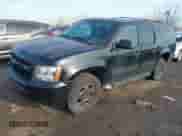 2014 Chevrolet Suburban LT с VIN 1GNSKJE70ER188902, выставлен на аукционе IAAI как лот 41208462 с пробегом 123 278 миль миль и . История ставок и продаж доступна на DreamBid. Изображение 2.