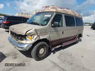 1999 Ford Econoline Cargo Recreational with VIN 1FDRE14LXXHB69162, listed as a Copart auction lot 82242285 with 92,834 mi miles and Salvage title. Bid and sale history available at DreamBid. Image 1.