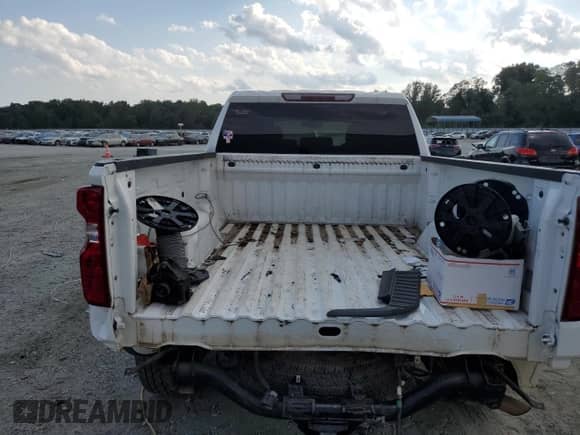 2020 Chevrolet Silverado 1500 Work Truck z VIN 1GCRWAEF2LZ261848, wystawiony jako Copart lot #70438015 z przebiegiem 77 426 mil mil oraz Szkoda całkowita • Salvage title. Historia ofert i sprzedaży dostępna na DreamBid. Obrazek 6.