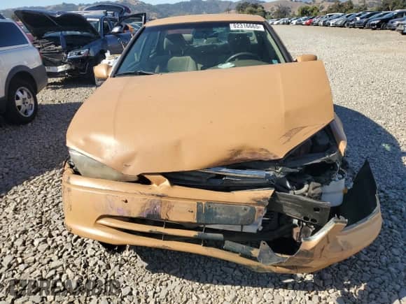 2000 Toyota Camry LE z VIN 4T1BF22K5YU105764, wystawiony jako Copart lot #82316665 z przebiegiem 126 289 mil mil oraz Szkoda całkowita • Salvage title. Historia ofert i sprzedaży dostępna na DreamBid. Obrazek 5.