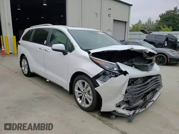 2024 Toyota Sienna Platinum с VIN 5TDERKEC4RS185447, выставлен на аукционе Copart как лот 51223275 с пробегом 5 439 миль миль и Списание • Salvage title. История ставок и продаж доступна на DreamBid. Изображение 11.