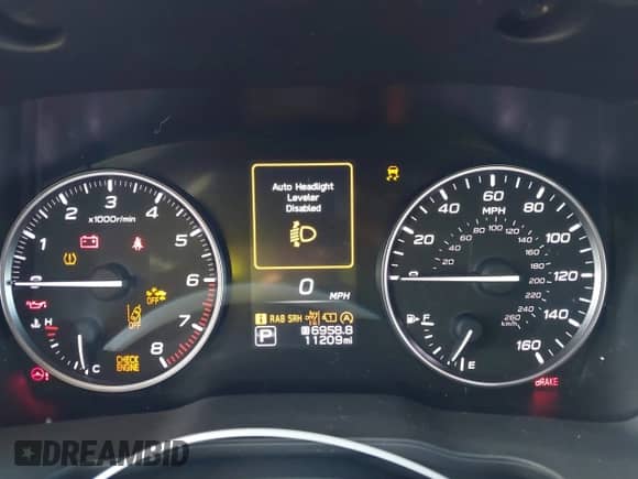 2025 Subaru Forester Touring z VIN JF2SLDTC4SH483561, wystawiony jako IAAI lot #43143953 z przebiegiem 11 209 mil mil oraz . Historia ofert i sprzedaży dostępna na DreamBid. Obrazek 7.