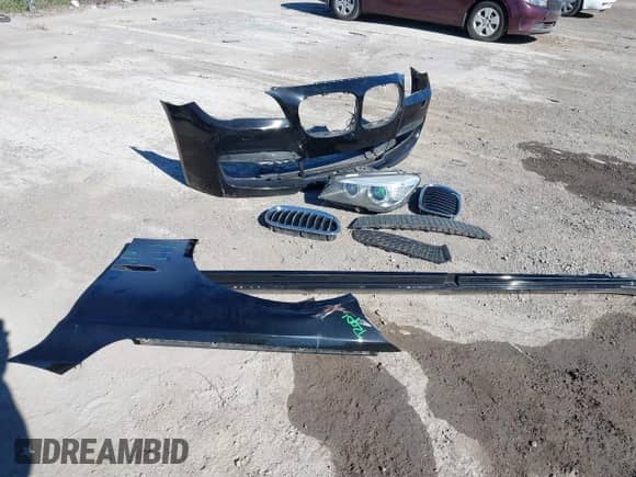 2014 BMW 7 Series ALPINA B7 with VIN WBAYE8C54ED135280, listed as a IAAI auction lot 41808186 with 76,786 mi miles and . Bid and sale history available at DreamBid. Image 12.