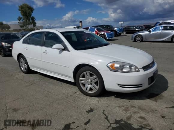 2013 Chevrolet Impala LT z VIN 2G1WG5E36D1110401, wystawiony jako Copart lot #81957275 z przebiegiem 237 405 mil mil oraz Szkoda całkowita • Salvage title. Historia ofert i sprzedaży dostępna na DreamBid. Obrazek 4.