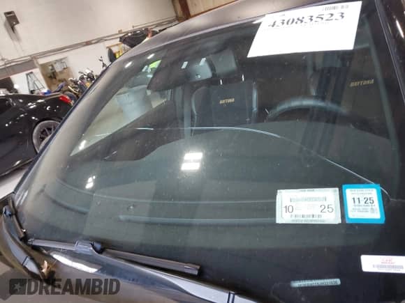 2018 Dodge Charger R/T z VIN 2C3CDXCT8JH331636, wystawiony jako IAAI lot #43083523 z przebiegiem 136 301 mil mil oraz . Historia ofert i sprzedaży dostępna na DreamBid. Obrazek 19.