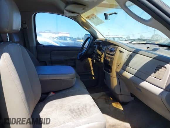 2002 Dodge 1500 z VIN 1D7HA16N52J236882, wystawiony jako IAAI lot #42543746 z przebiegiem 164 388 mil mil oraz . Historia ofert i sprzedaży dostępna na DreamBid. Obrazek 5.