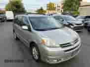 2005 Toyota Sienna XLE z VIN 5TDBA22C35S047679, wystawiony jako IAAI lot #43417118 z przebiegiem 250 675 mil mil oraz . Historia ofert i sprzedaży dostępna na DreamBid. Obrazek 1.