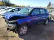 2022 Hyundai Venue SE z VIN KMHRB8A37NU197950, wystawiony jako Copart lot #83760715 z przebiegiem 41 054 mil mil oraz Szkoda całkowita • Salvage title. Historia ofert i sprzedaży dostępna na DreamBid. Obrazek 1.