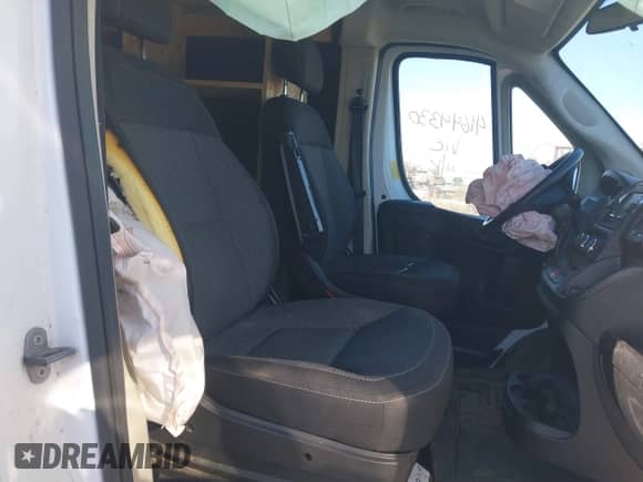 2019 Ram ProMaster Cargo with VIN 3C6TRVBG9KE553046, listed as a IAAI auction lot 41644330 with 98,875 mi miles and . Bid and sale history available at DreamBid. Image 5.