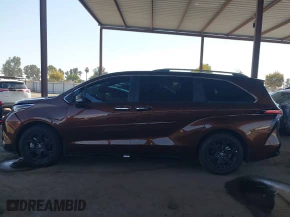 2023 Toyota Sienna Limited z VIN 5TDZRKEC8PS167242, wystawiony jako IAAI lot #42967039 z przebiegiem 30 352 mil mil oraz . Historia ofert i sprzedaży dostępna na DreamBid. Obrazek 14.