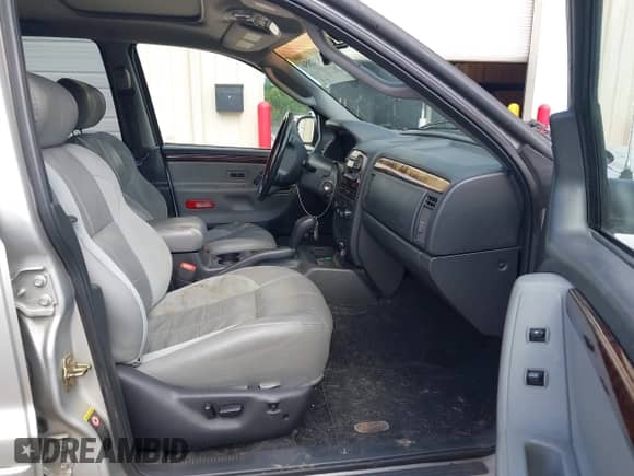 2003 Jeep Grand Cherokee Overland с VIN 1J8GW68J93C512915, выставлен на аукционе IAAI как лот 42932856 с пробегом 261 386 миль миль и . История ставок и продаж доступна на DreamBid. Изображение 5.