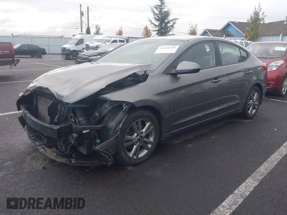 2018 Hyundai Elantra Value Edition z VIN 5NPD84LF4JH354044, wystawiony jako IAAI lot #43420448 z przebiegiem 52 278 mil mil oraz . Historia ofert i sprzedaży dostępna na DreamBid. Obrazek 2.