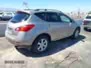 2009 Nissan Murano SL z VIN JN8AZ18U99W006742, wystawiony jako IAAI lot #43207954 z przebiegiem 180 450 mil mil oraz . Historia ofert i sprzedaży dostępna na DreamBid. Obrazek 4.