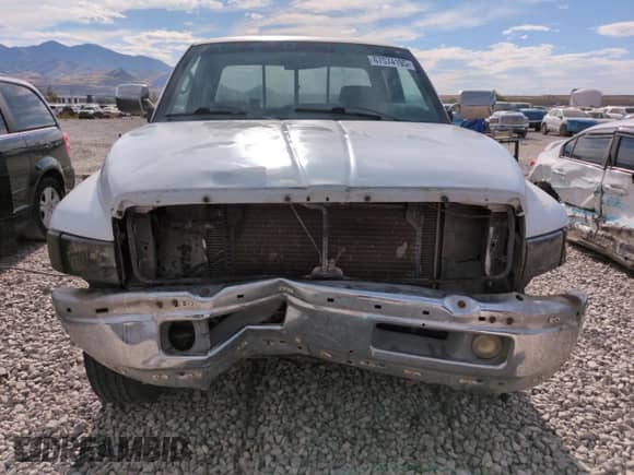 1997 Dodge 1500 z VIN 3B7HF13Z0VG741687, wystawiony jako Copart lot #67574195 z przebiegiem 250 721 mil mil oraz Czysty tytuł • Clean title. Historia ofert i sprzedaży dostępna na DreamBid. Obrazek 5.