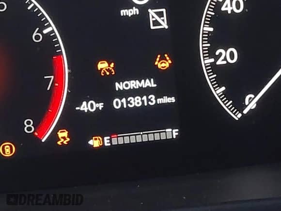 2025 Honda Pilot TrailSport с VIN 5FNYG1H65SB026501, выставлен на аукционе IAAI как лот 43130383 с пробегом 13 813 миль миль и . История ставок и продаж доступна на DreamBid. Изображение 7.