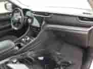 2023 Jeep Grand Cherokee Altitude z VIN 1C4RJJAG7P8914201, wystawiony jako Copart lot #44374885 z przebiegiem Nie podano mil oraz Szkoda całkowita • Salvage title. Historia ofert i sprzedaży dostępna na DreamBid. Obrazek 8.