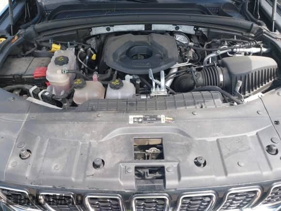 2024 Jeep Grand Cherokee with VIN 1C4RJYB66RC129280, listed as a IAAI auction lot 43111711 with 44,981 mi miles and . Bid and sale history available at DreamBid. Image 10.