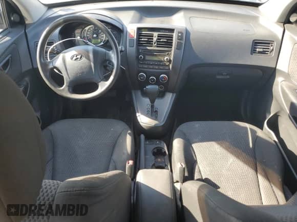 2009 Hyundai Tucson GLS с VIN KM8JM12B09U009571, выставлен на аукционе Copart как лот 84885555 с пробегом 156 939 миль миль и Списание • Salvage title. История ставок и продаж доступна на DreamBid. Изображение 8.