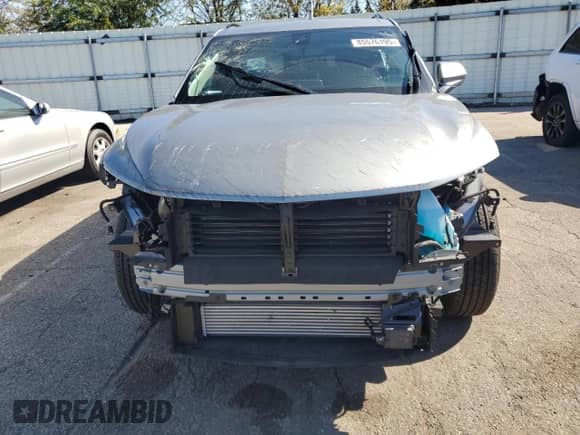 2025 Chevrolet Blazer LT with VIN 3GNKBCR45SS179889, listed as a Copart auction lot 85576195 with 4,403 mi miles and Salvage title. Bid and sale history available at DreamBid. Image 5.