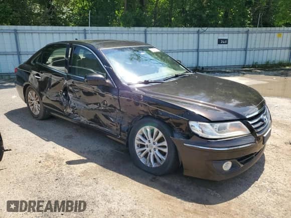 2011 Hyundai Azera GLS with VIN KMHFC4DD4BA538621, listed as a Copart auction lot 55493185 with 190,555 mi miles and Salvage title. Bid and sale history available at DreamBid. Image 4.