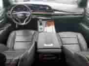 2022 Cadillac Escalade Premium Luxury с VIN 1GYS4BKL3NR164999, выставлен на аукционе Copart как лот 58035295 с пробегом 42 871 миль миль и Списание • Salvage title. История ставок и продаж доступна на DreamBid. Изображение 8.