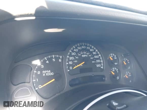 2004 Chevrolet Silverado 1500 Work Truck с VIN 2GCEC19V741353590, выставлен на аукционе IAAI как лот 41988522 с пробегом Не указан миль и . История ставок и продаж доступна на DreamBid. Изображение 7.